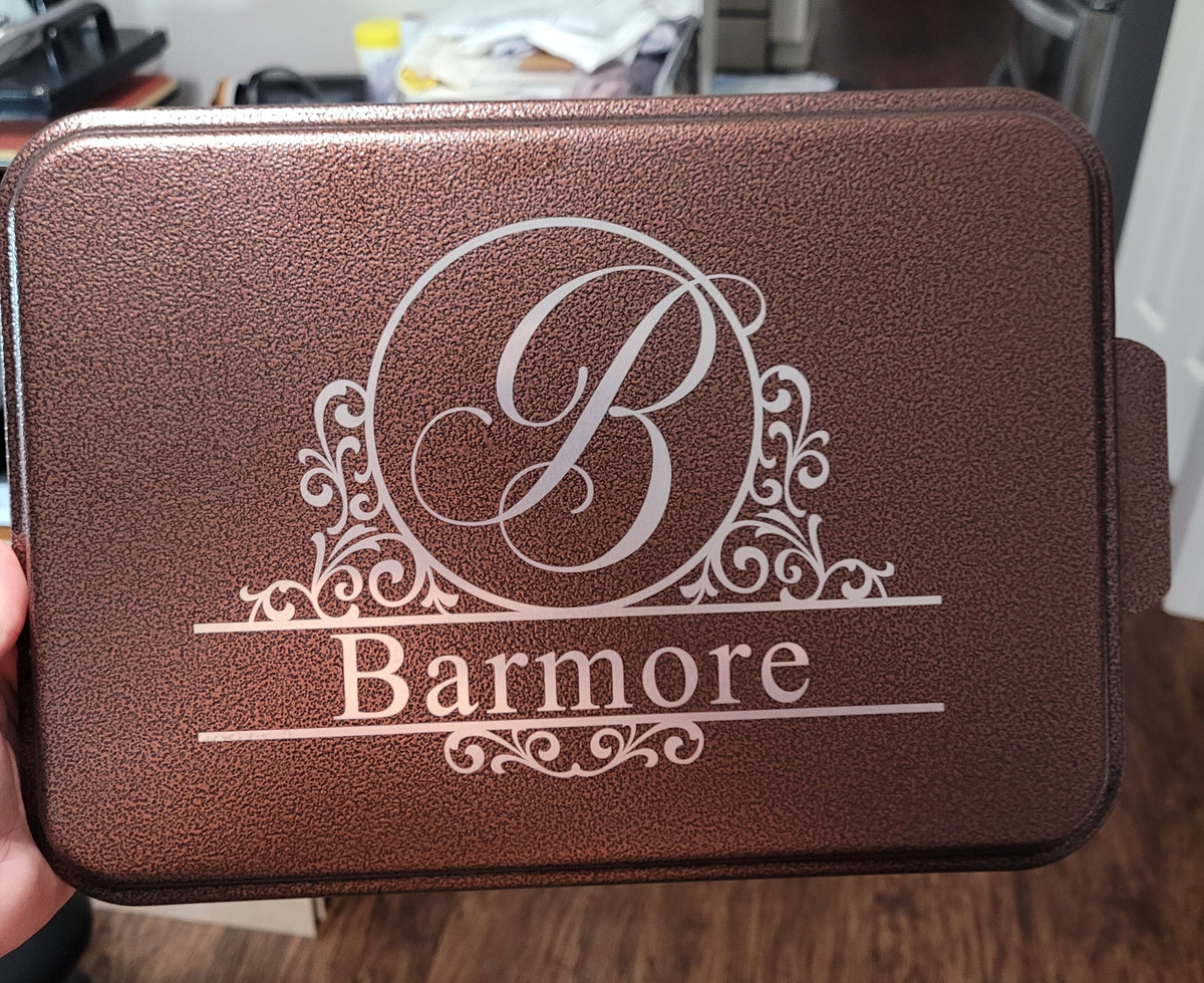 Personalized Engraved Aluminum Cake Pan with Lid - 13x9 Custom Bakeware