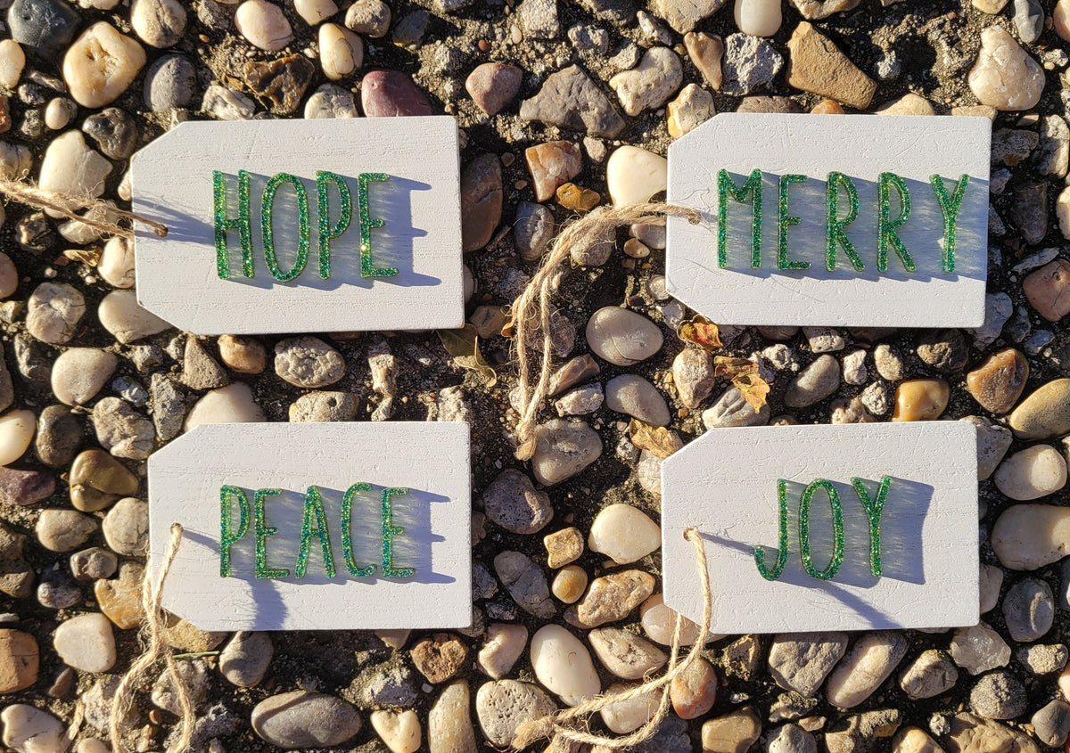 Christmas Wood Ornament: Acrylic Word Tag