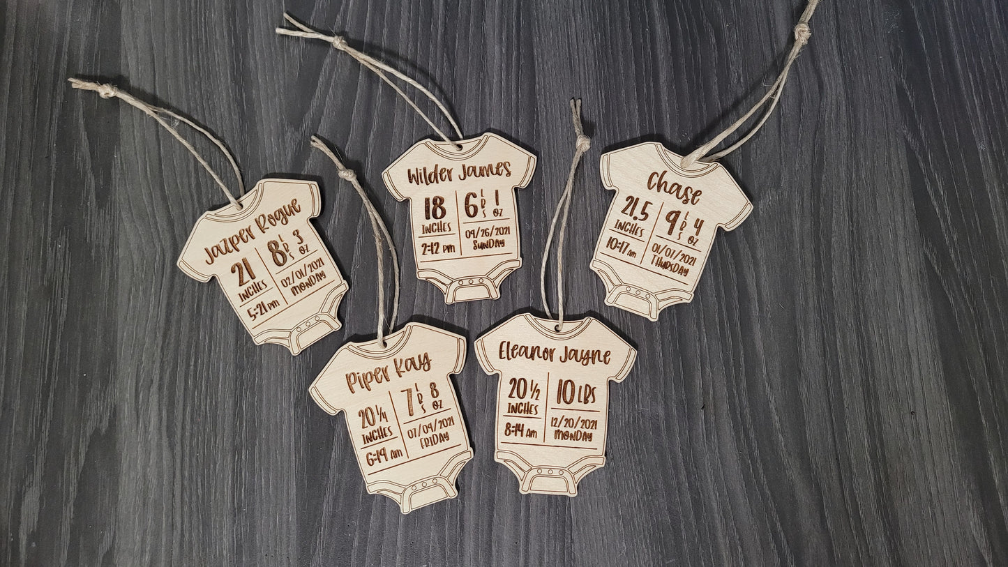 Baby Stats Christmas Ornament / Baby Gift Tag