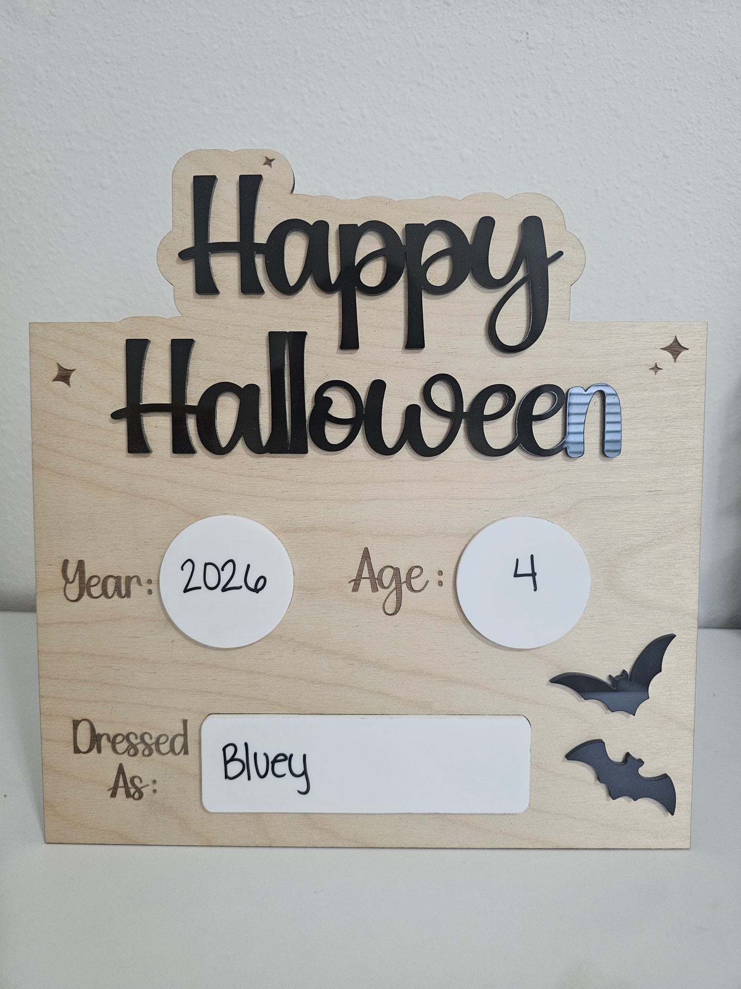 Halloween Photo Board / Yearly Halloween Costume Photo