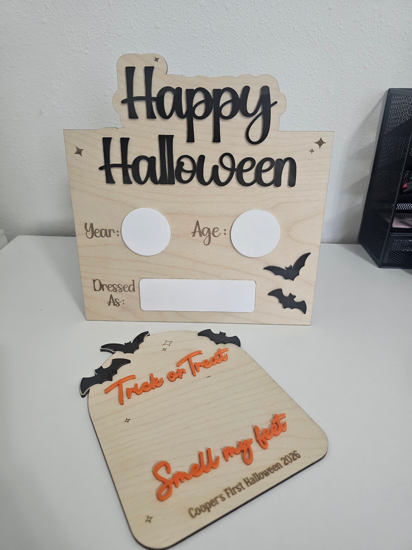 Halloween Photo Board / Yearly Halloween Costume Photo