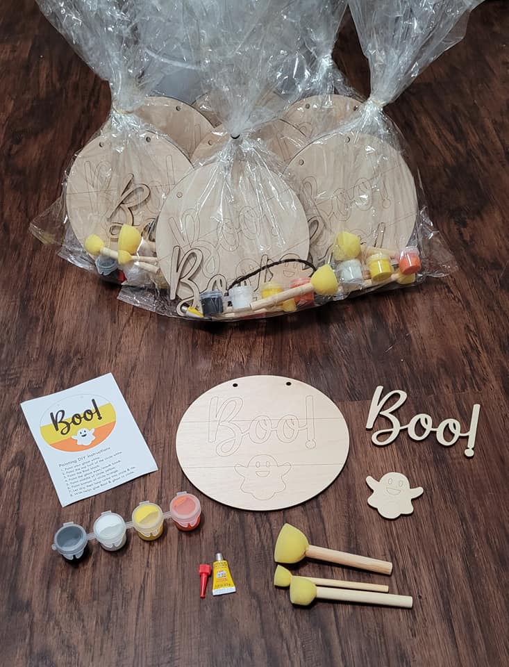 DIY Halloween Boo Craft Kit (6" Round)