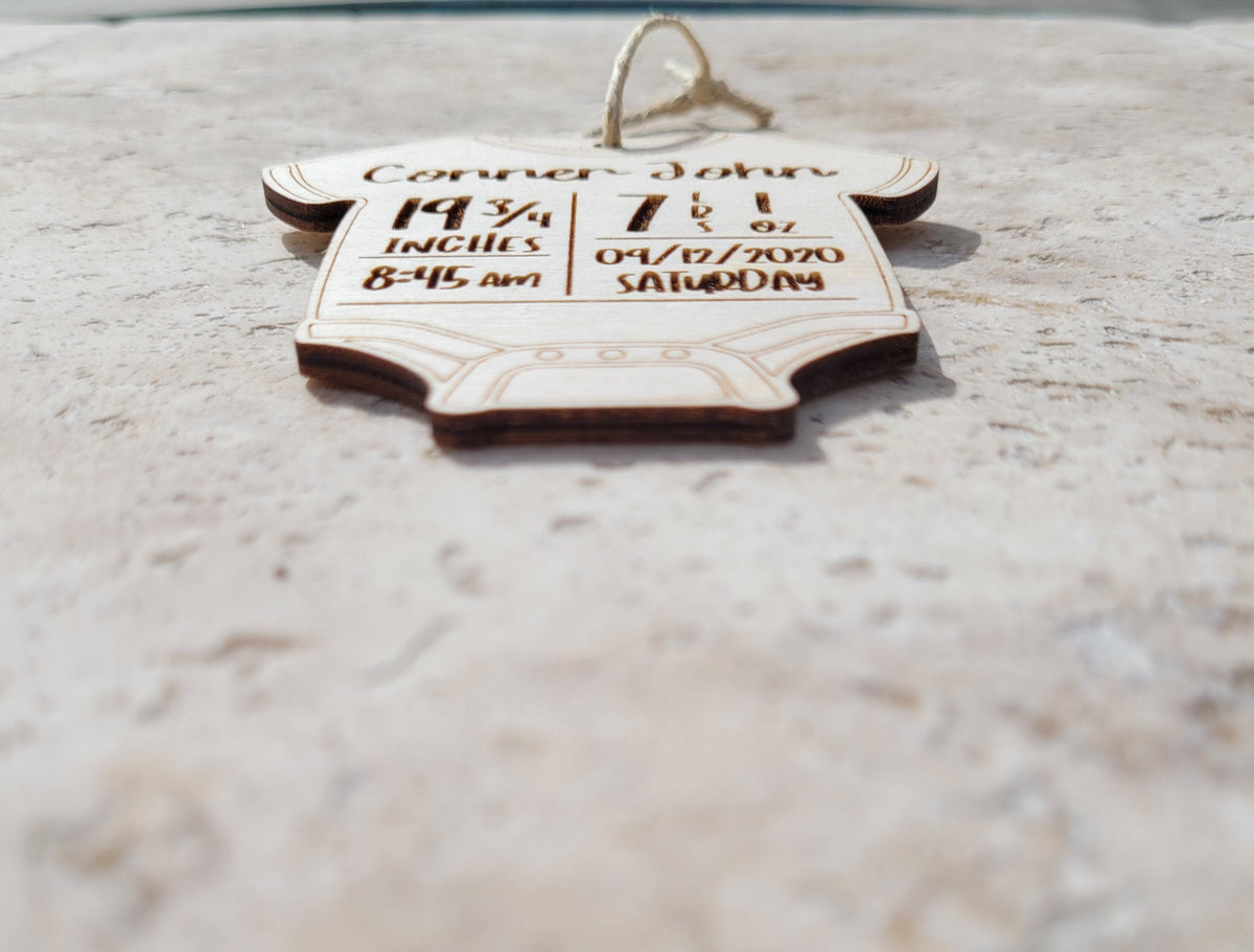 Baby Stats Christmas Ornament / Baby Gift Tag